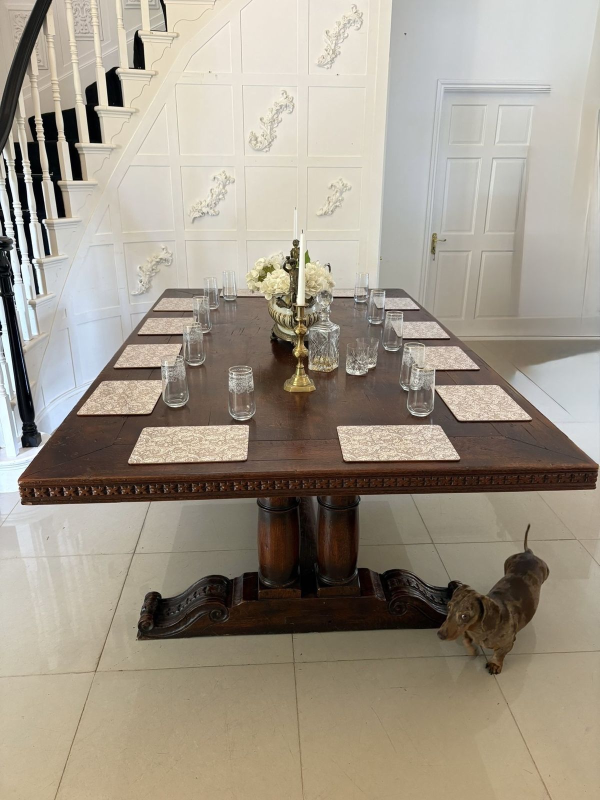 photo furniture Large Antique 19th Century 12 Seater Quality Oak Refectory Dining Table