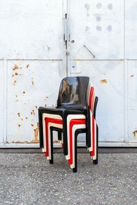 Selene Stoelen Van Vico Magistretti Voor Artemide, Ca. Jaren 1960, Set Van 5 photo furniture