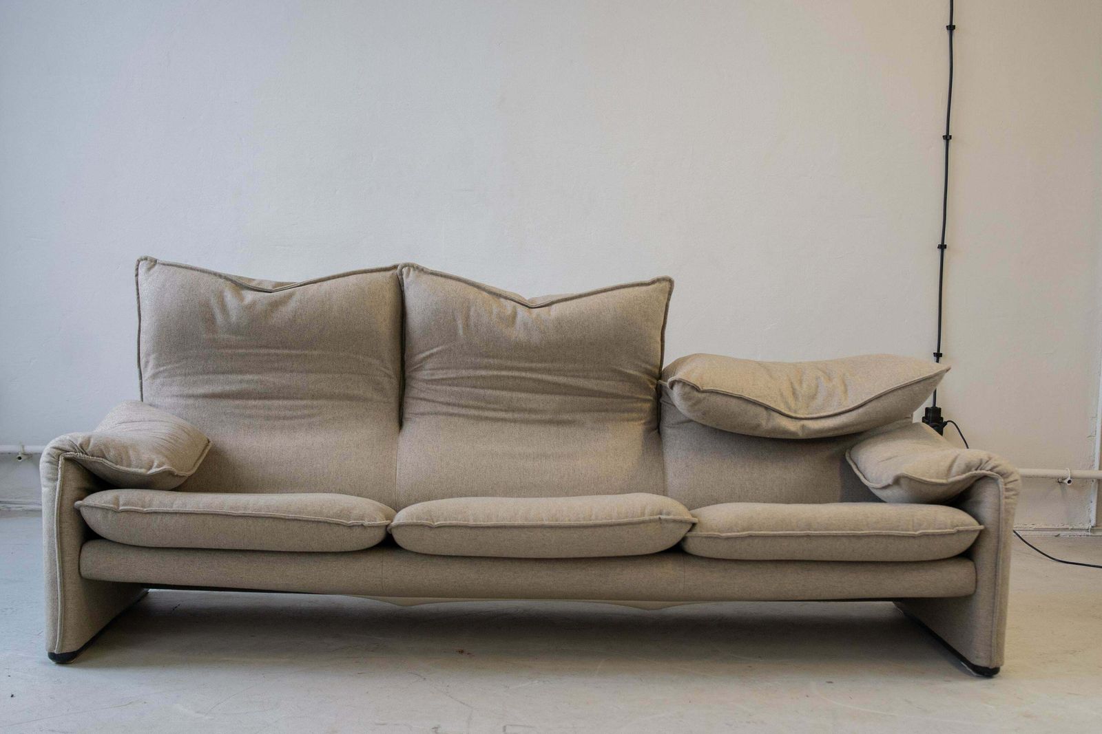 Sofa Maralunga By Vico Magistretti For Cassina photo 3010.0