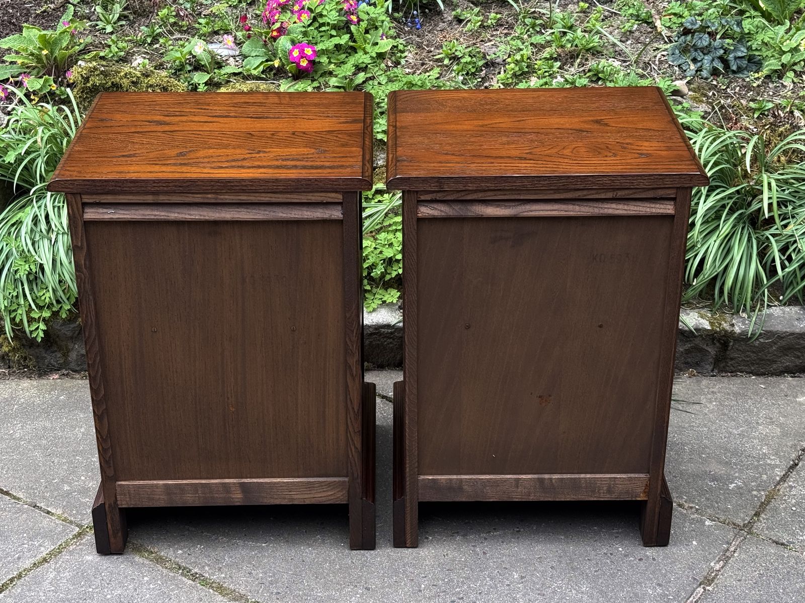 A Matching Pair Of Wood Brothers Old Charm Light Oak Bedside Cabinets / Tables / Nightstands photo buy
