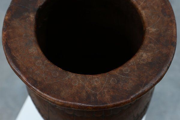 photo furniture Rustic Wabi Sabi Style Vase In Wood, France, 1800s