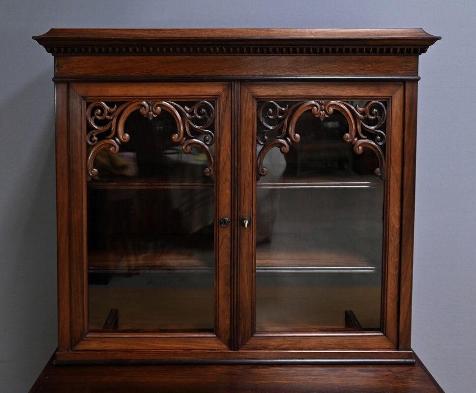 Small Display Cabinet – Part 2 Of The 19th Century photo 3230.0
