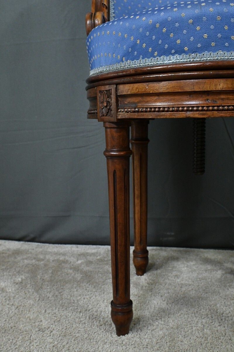 1310.0 Louis XVI Style Beech Swivel Harpist Chair – Early 20th Century photo