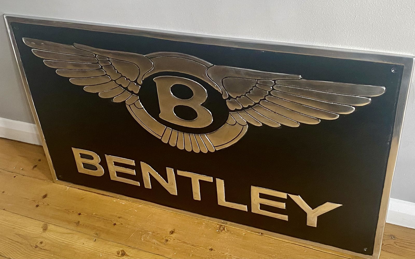 Bentley Dealership Garage Metal Automotive Automobile Car Dealer Sign Showroom Wall Art Continental Gt Gtc Bentayga Suv Flying Spur Mulsanne Arnage photo for sale