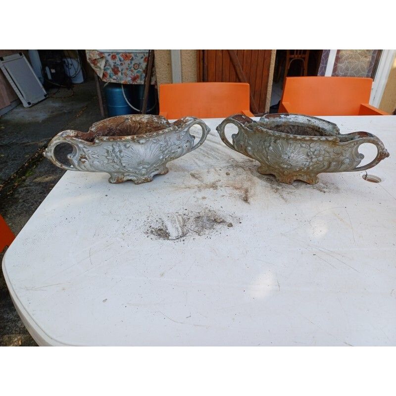 photo for sale Pair Of 1900 Cast Iron Planters From Charleville Mézières In Rocaille Style