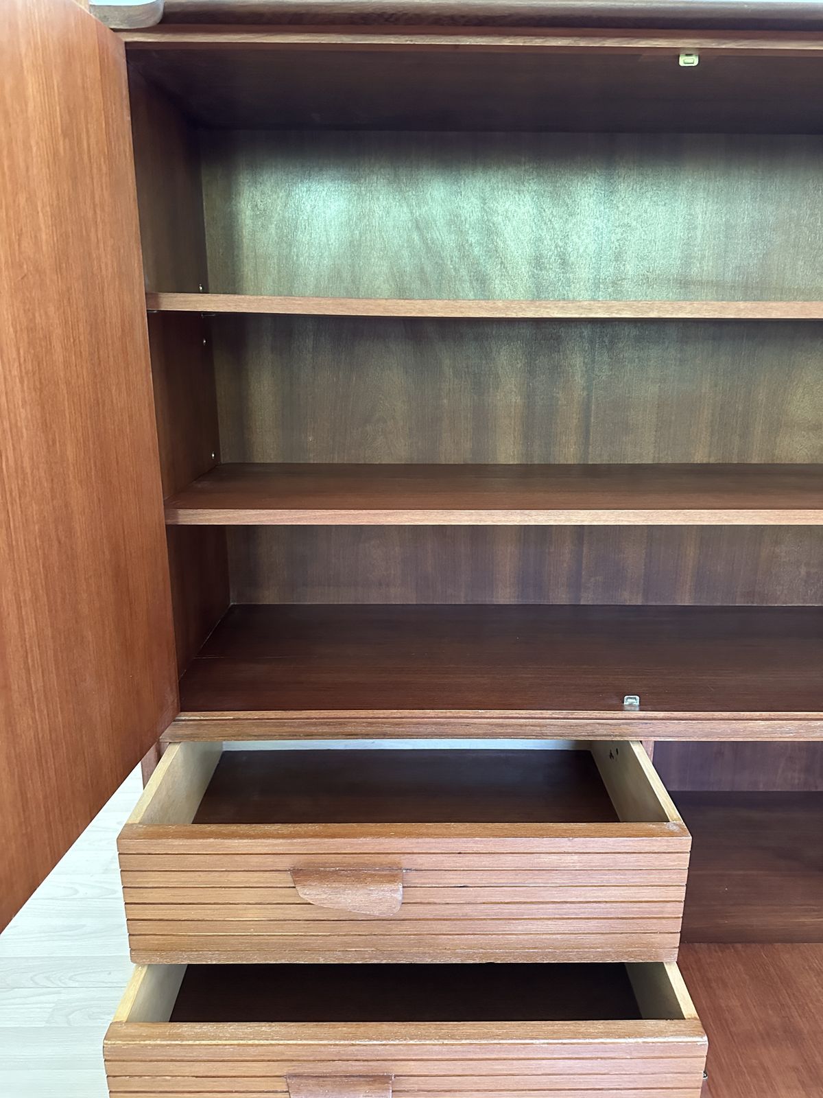 Chest Of Drawers, 1960s photo vinterior