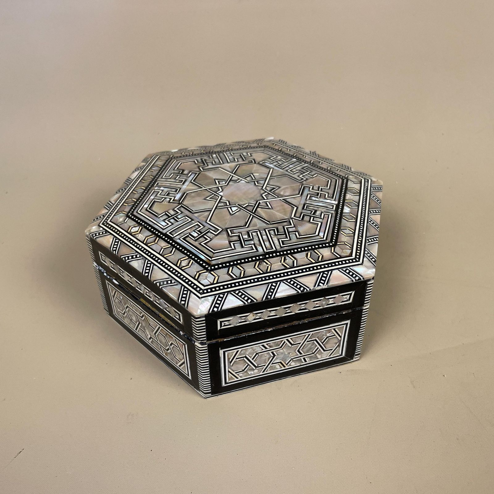 Vintage Small Wooden Mother Of Pearl Inlay Box Trinket Jewellery Middle Eastern Red Lining Hexagon Lidded Top Lid Patterned Pattern Handmade photo Home Decor