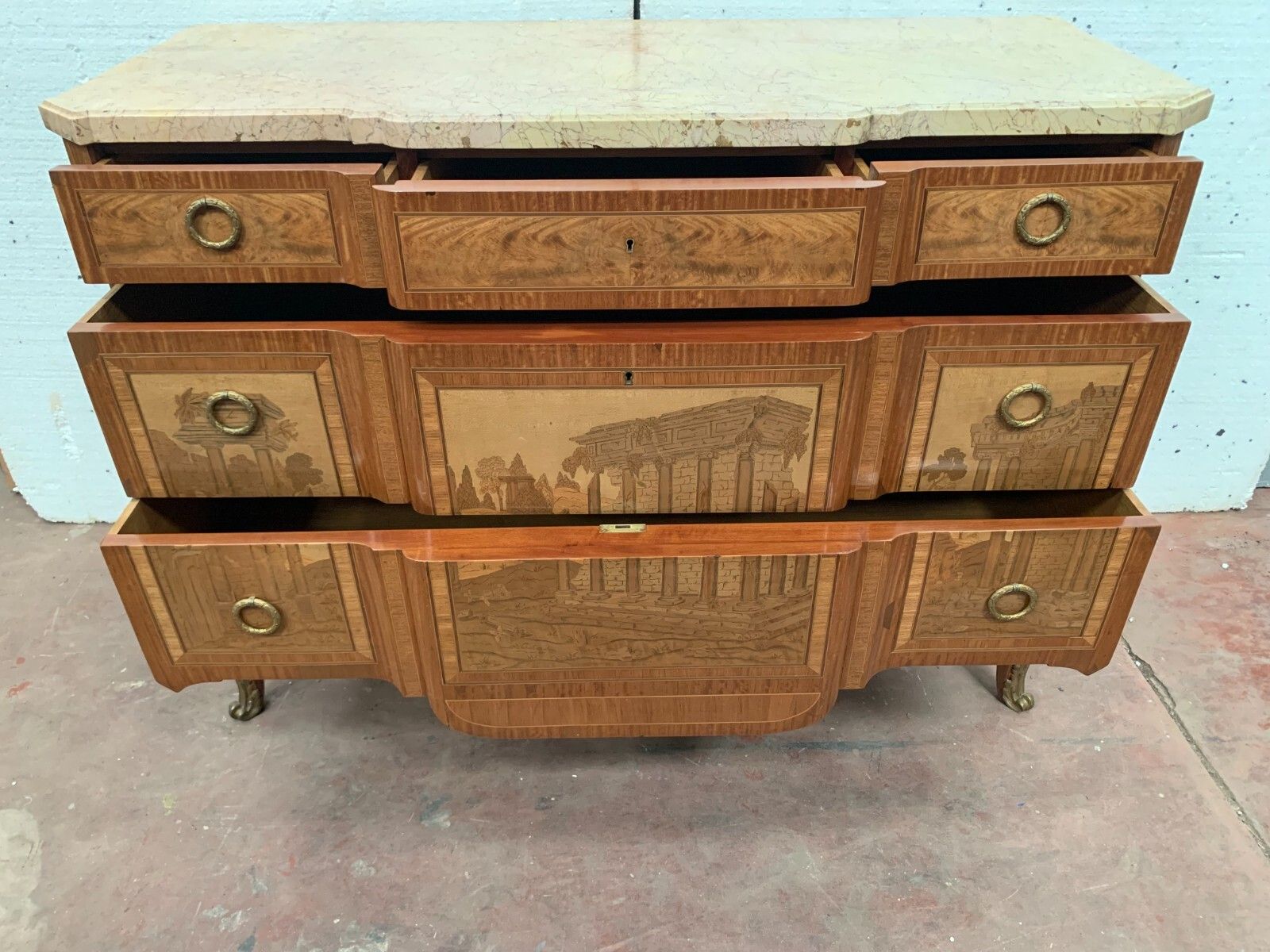 photo furniture 20th Century Amaranth Wood & Rosewood Center Jump Dresser