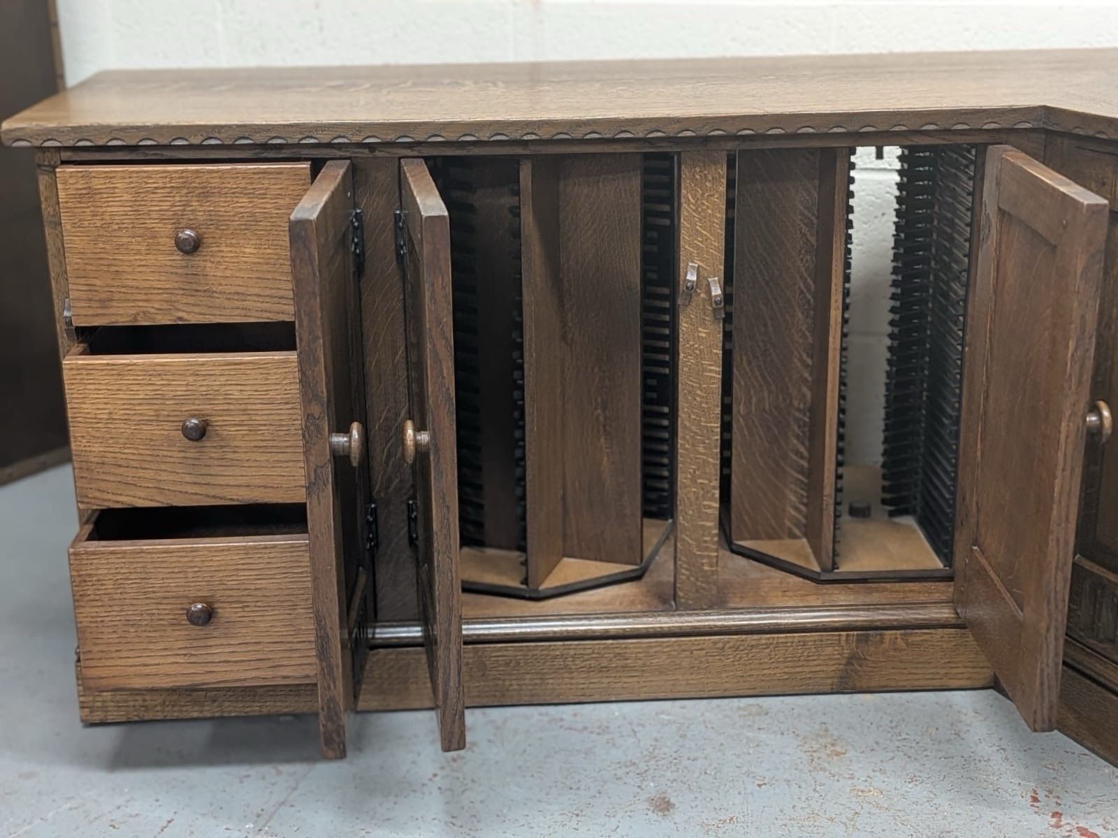 Nigel Griffiths Solid Oak Collectable Media Unit photo Furniture