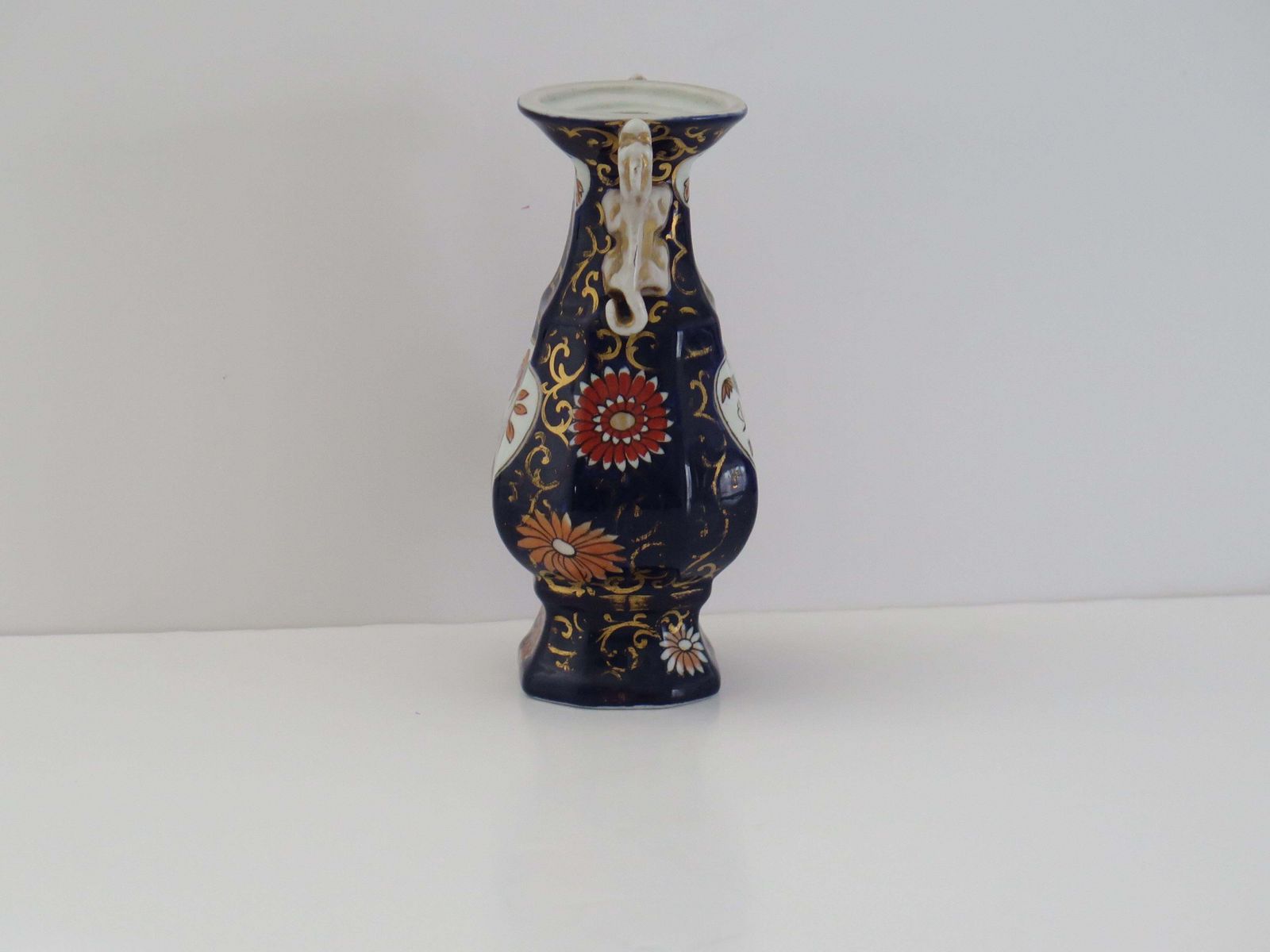 Masons Ironstone Vase In Blue Hawthorne Pattern (No. 2), Circa 1830 photo vintage