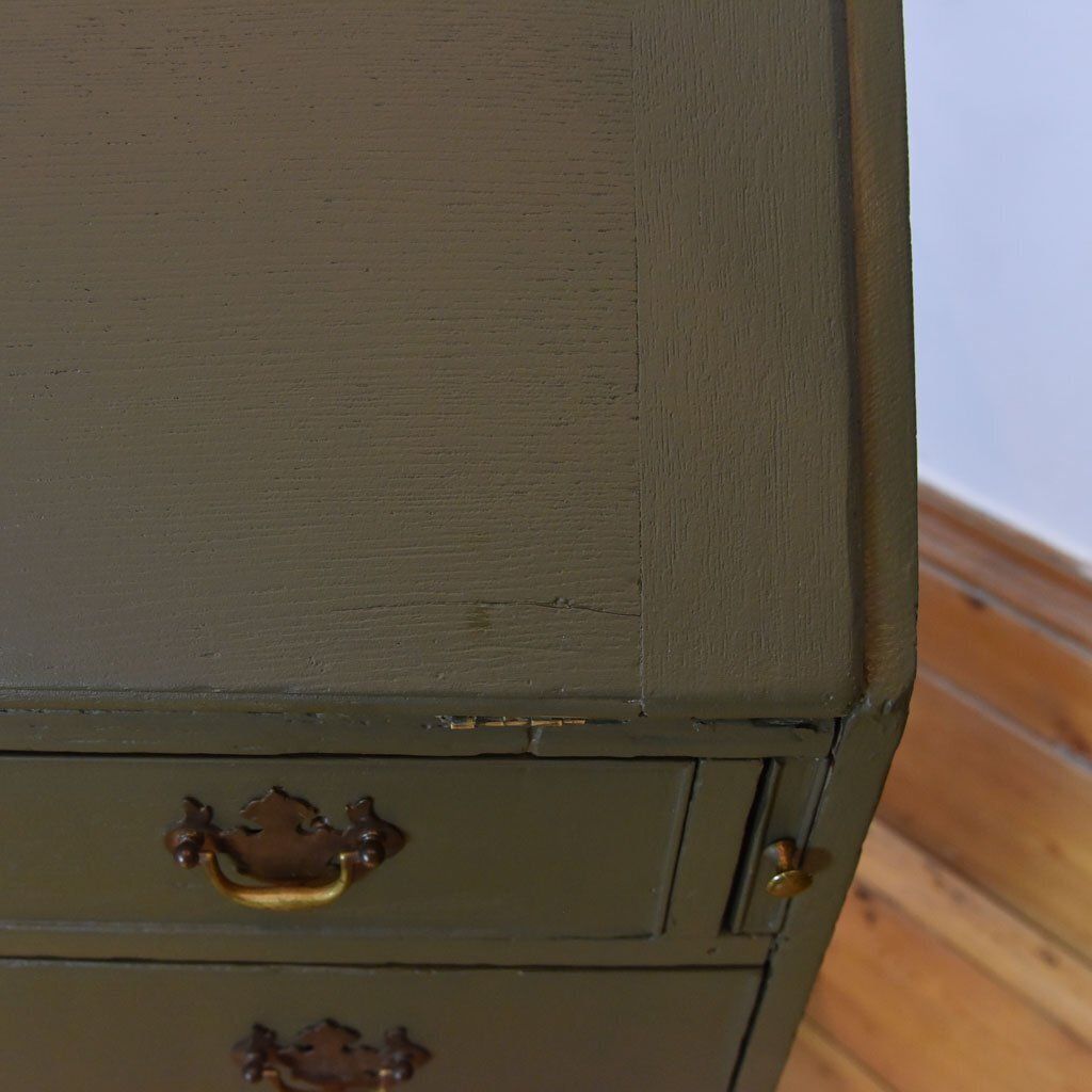 Georgian Bureau With Fitted Interior And Later Exterior And Interior Paint photo vinterior