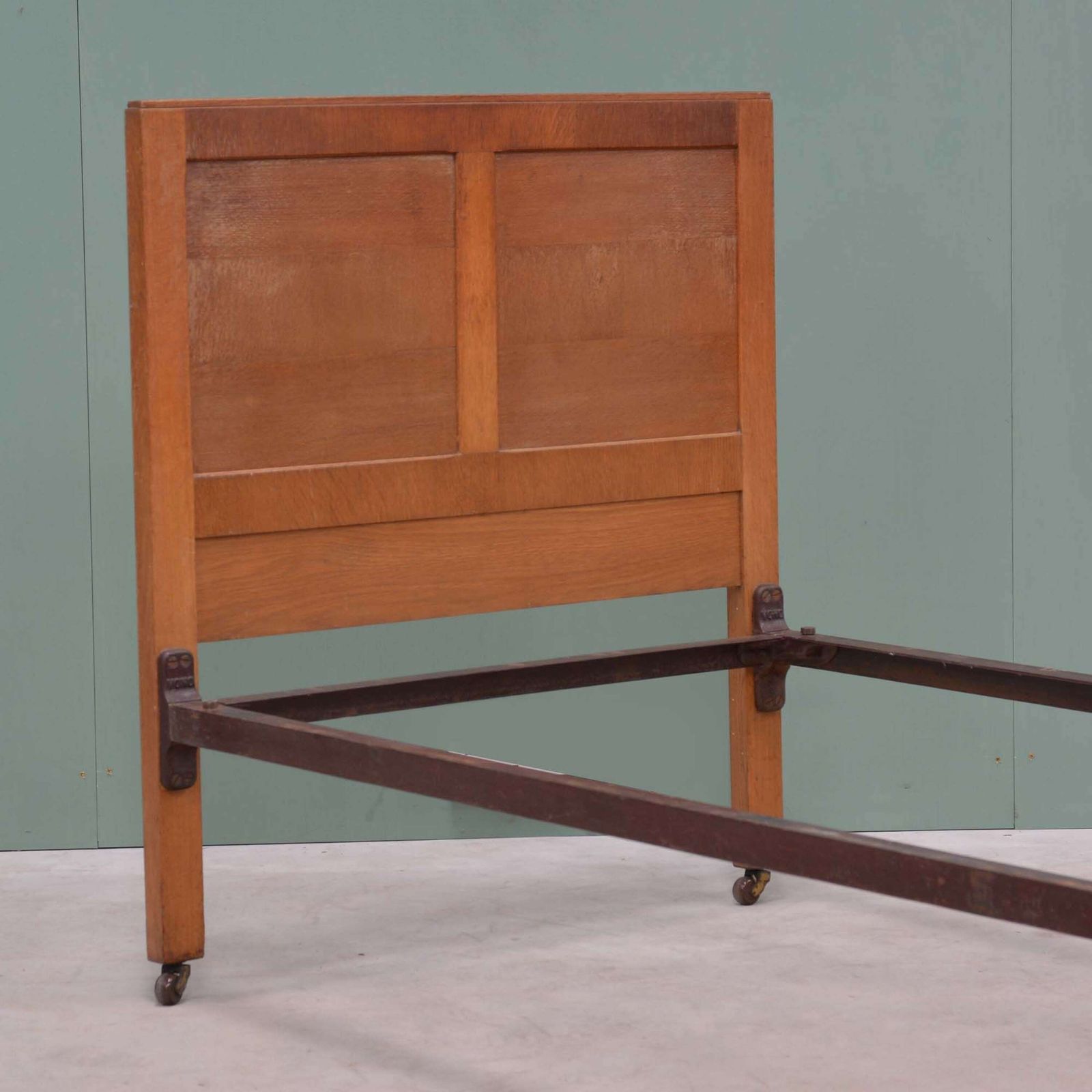 Oak Single Bed In The Manner Of Heals photo vinterior