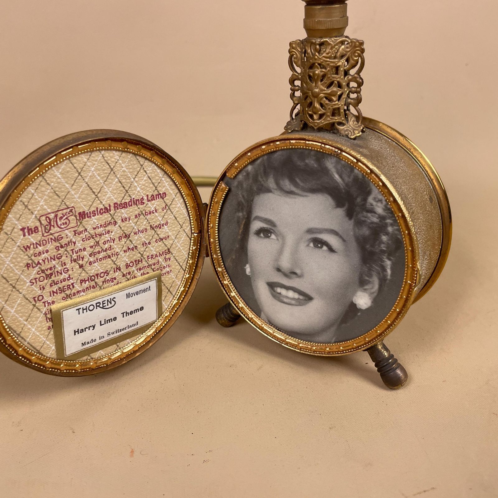 Vintage Thorens Swiss Musical Reading Lamp Gold Brass Metal Small Floral Embroidery Photo Locket (Repair Required) photo for sale