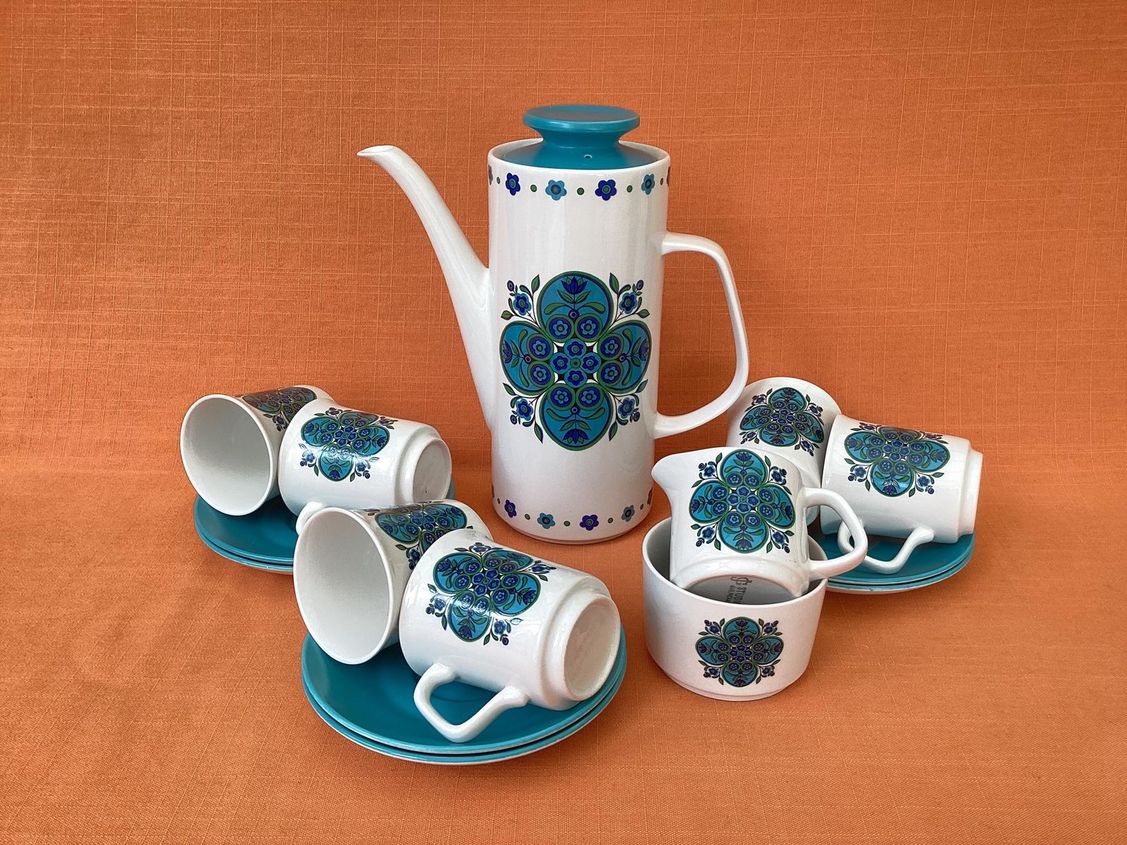 Complete 1960s J&G Meakin Impact Coffee Set: Coffee Pot, 6 Cups And Saucers, Cream Jug, Sugar Bowl, Studio Meakin Impact, Retro Coffee Set
