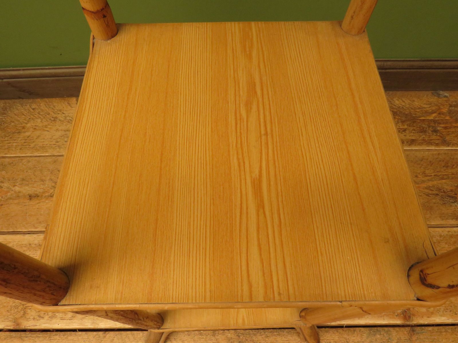 photo furniture Boho Tiki Bamboo Stand