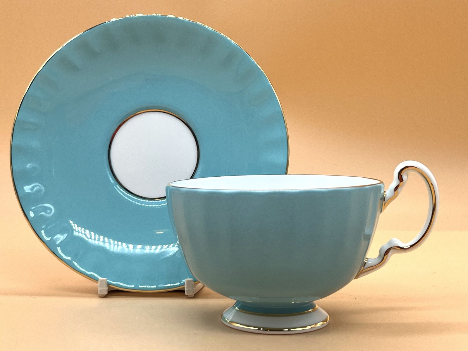 Aynsley China Oban Shape Cottage Garden Turquoise Cabinet Tea Cup & Saucer Duo. photo for sale