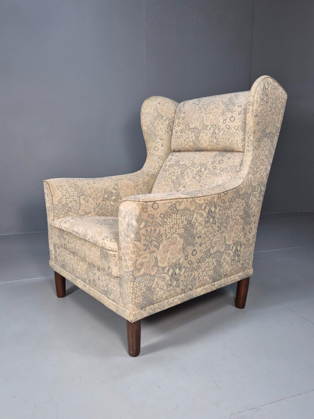 Vintage Danish Wingback Armchair Cream Grey  Abstract Print Retro Eb9695 Mnor photo furniture