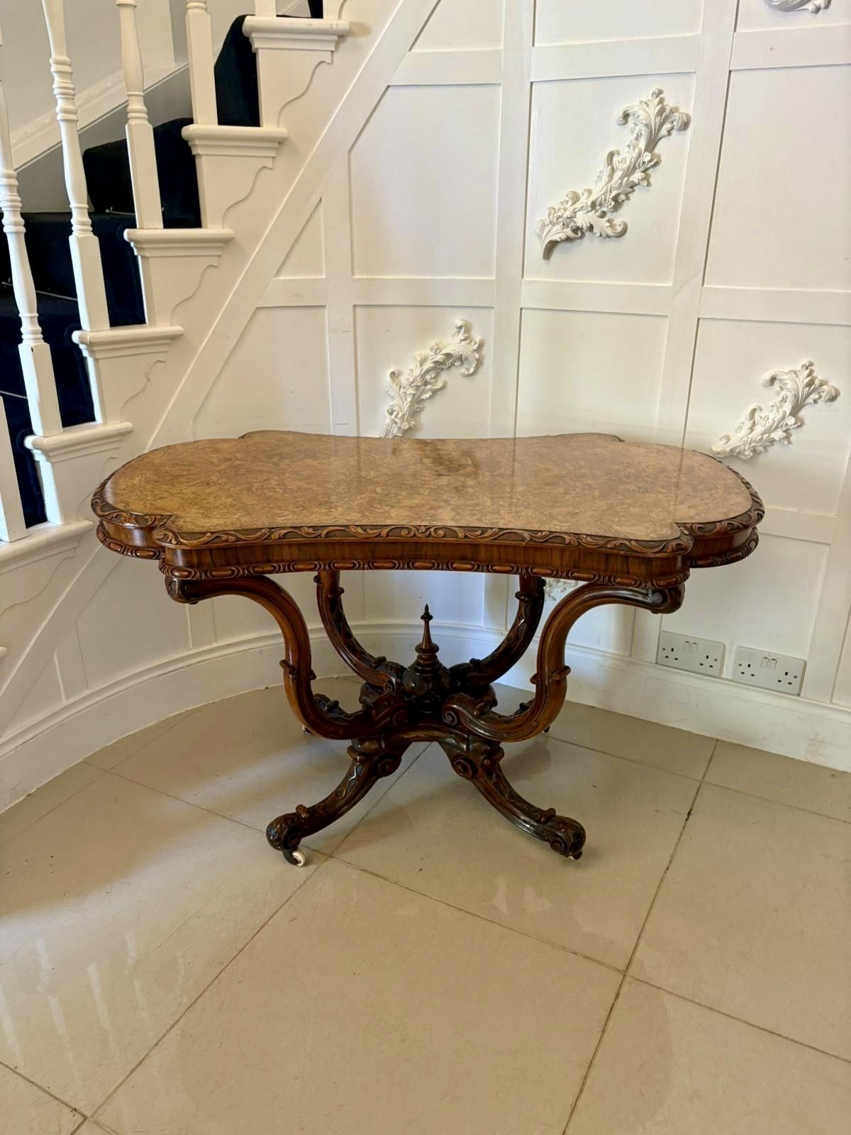 4495.0 Outstanding Quality Antique 19 Century Carved Burr Walnut Centre Table photo
