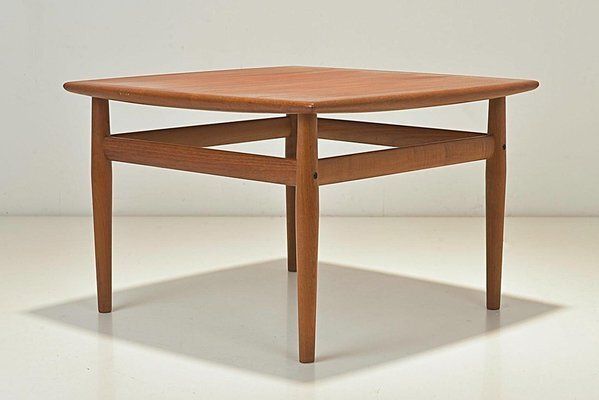 Side Table In Teak By Grete Jalk For Glostrup Møbelfabrik, Denmark, 1960s