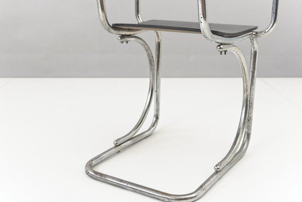 photo vinterior French Cantilever Armchair, 1935