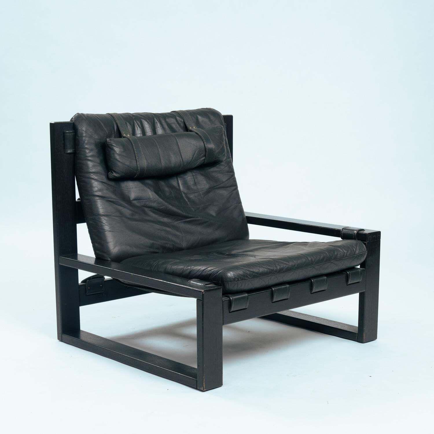 Sonja Wasseur Brutalist Easy Chairs, Ottoman In Oak With Leather Straps, Set Of2 photo for sale