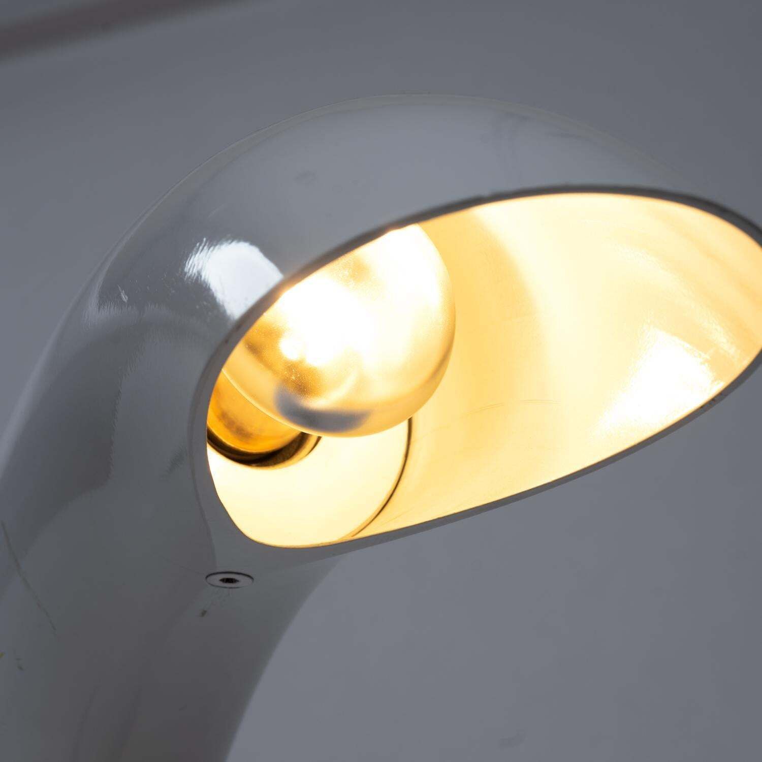 photo vinterior Georges Frydman White Arc Shaped Aluminium Casted Table Lamp, France, 1960s