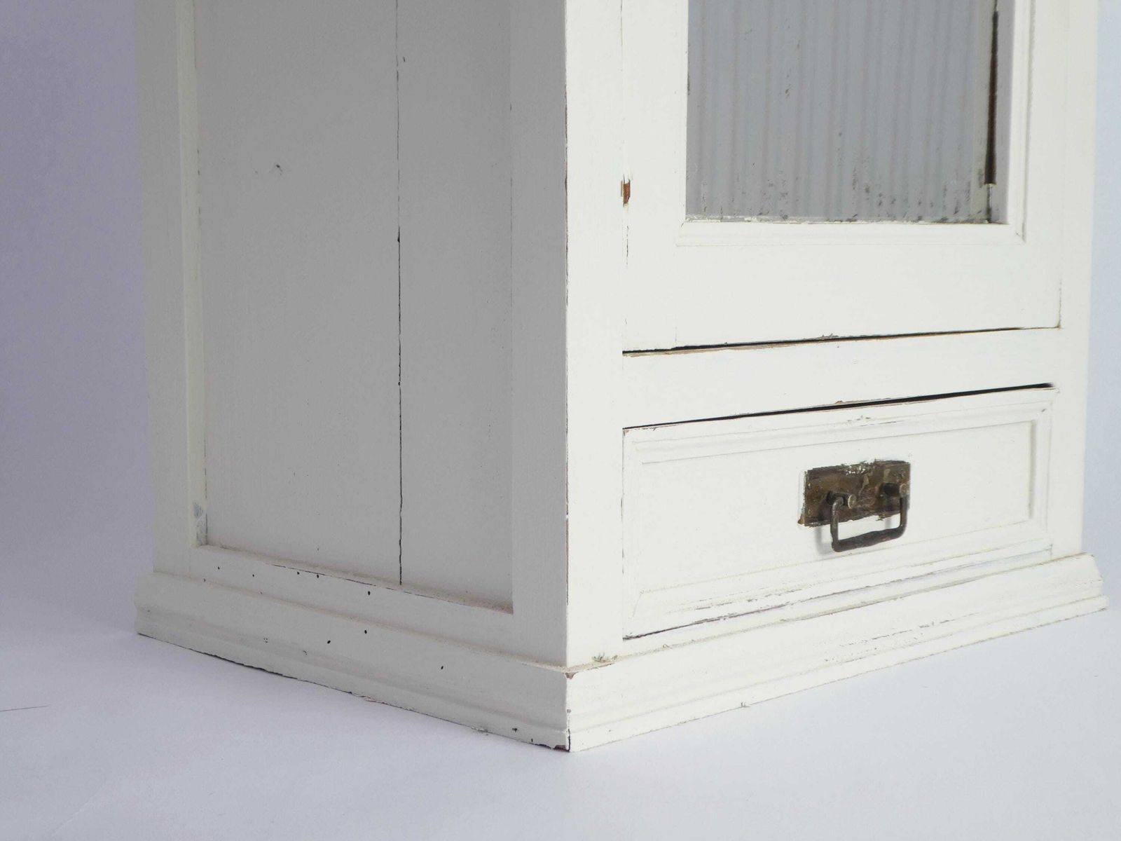 Antique Shabby Chic Wooden Wall Cabinet With Mirror In White Colour, Distressed Apothecary With Drawer And Shelf, Painted Medicine Cabinet photo vintage