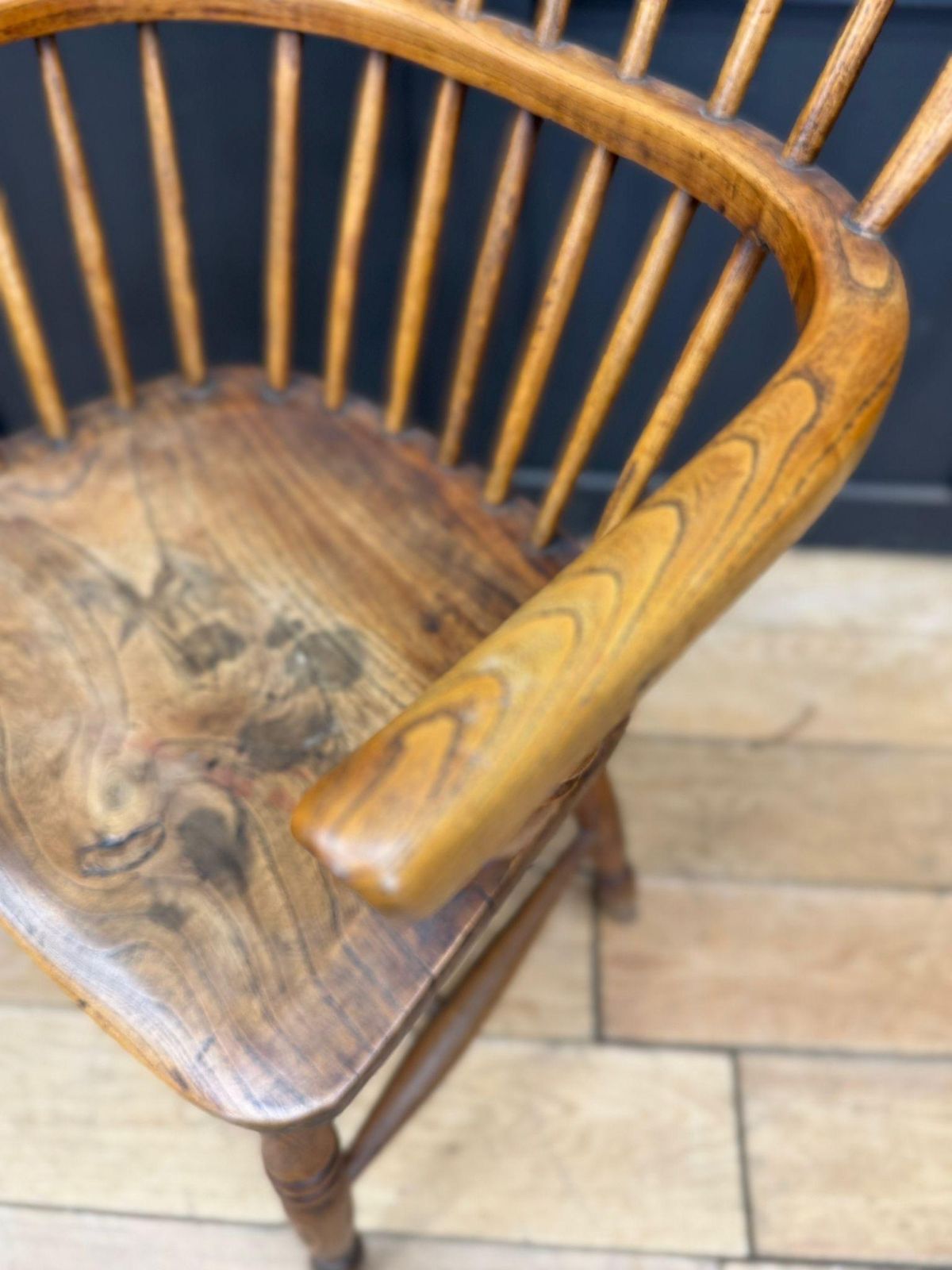 Antique Elm Windsor Armchair Bow Back Smokers Chair Farmhouse Occasional Chair photo Furniture