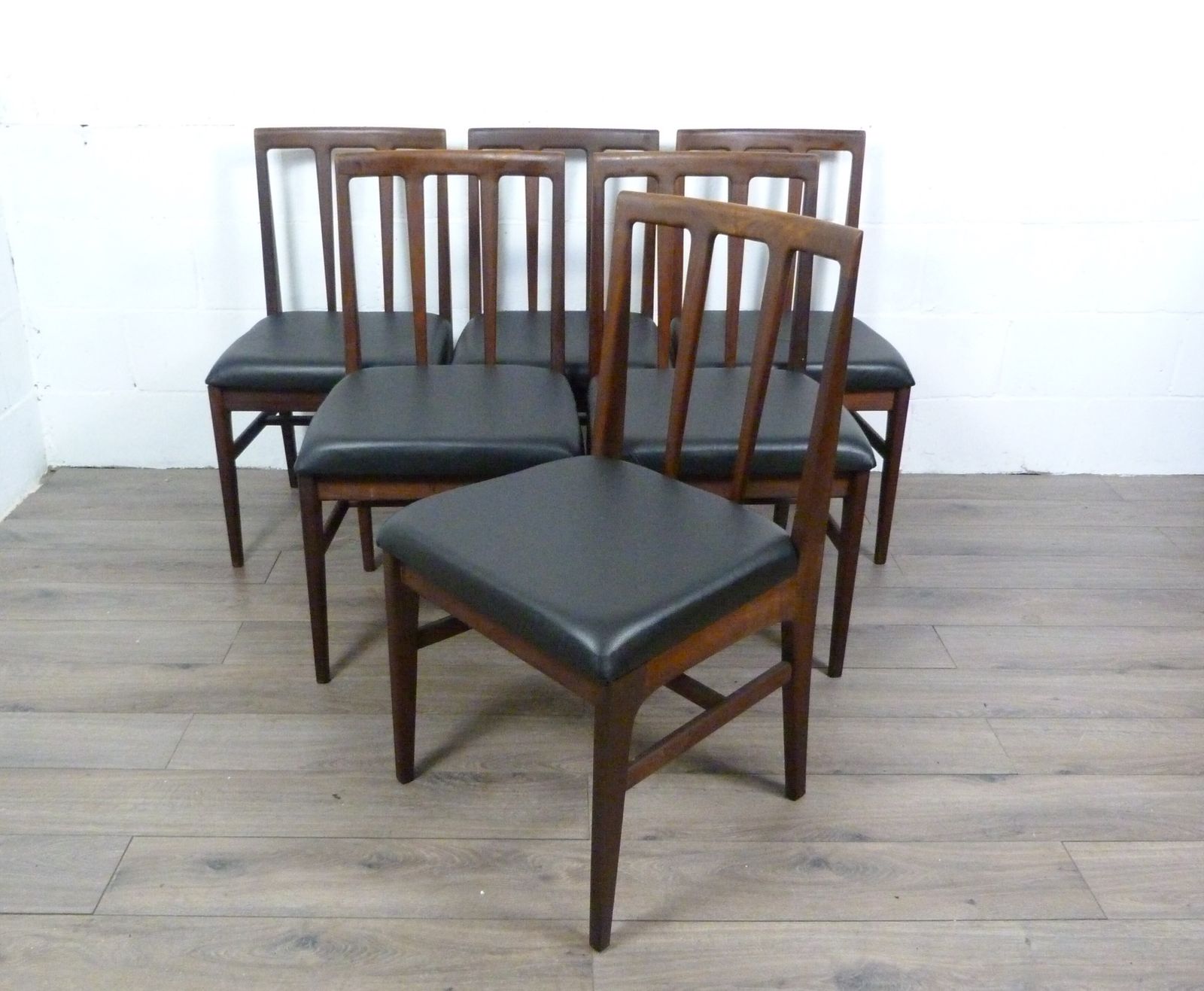 photo vintage Younger Teak Extending Dining Table & Six Chairs