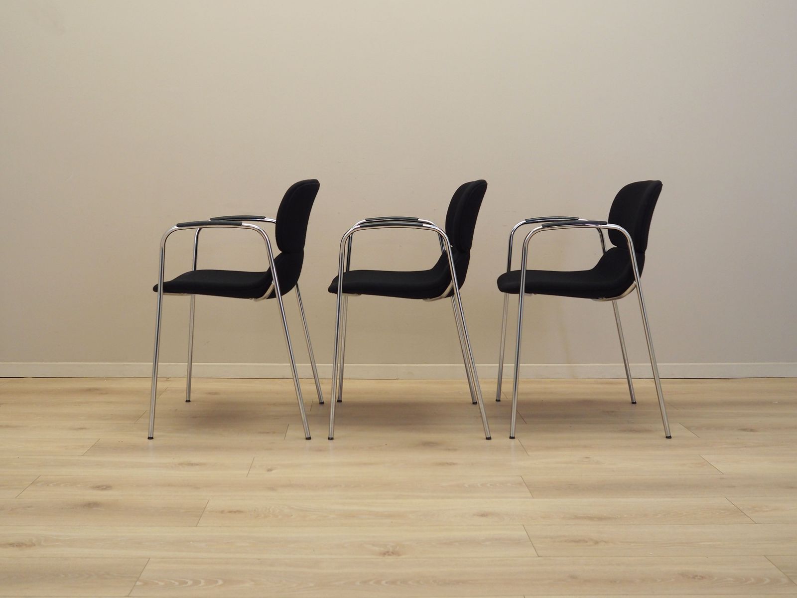 photo furniture Set Van Drie Stoelen, Italiaans Design, Jaren 1970, Productie: Italië