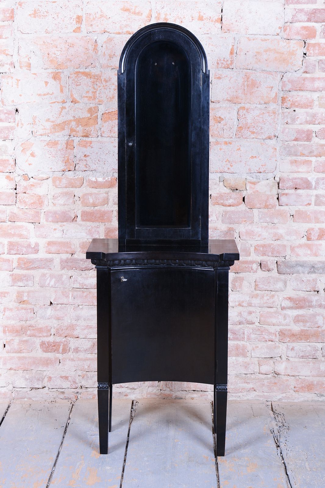 Restored Art Deco Display Cabinet, Maple And Glass, Polished, France, 1920s photo Furniture