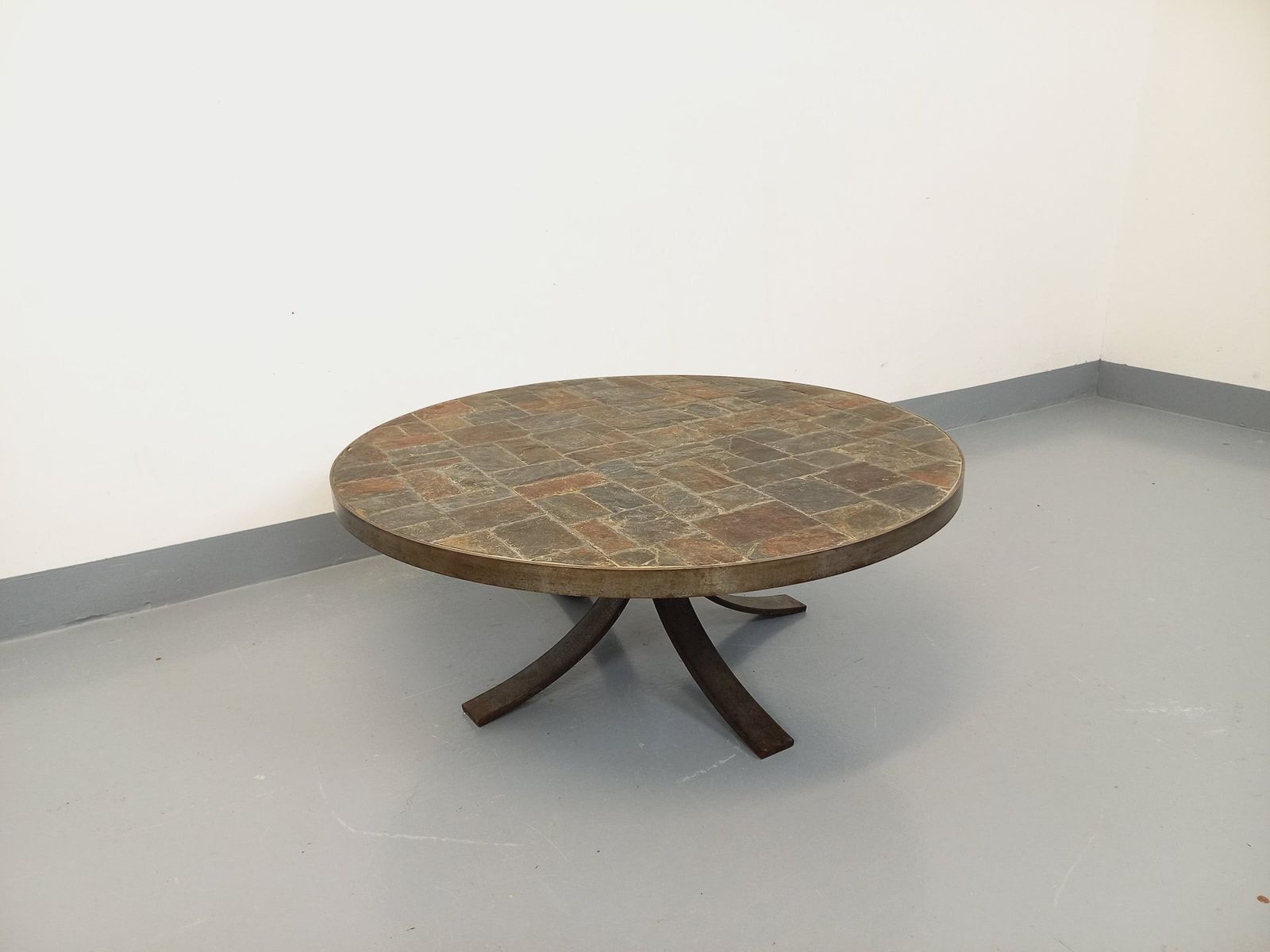 Brutalist Round Coffee Table In Metal And Slate photo 1055.0