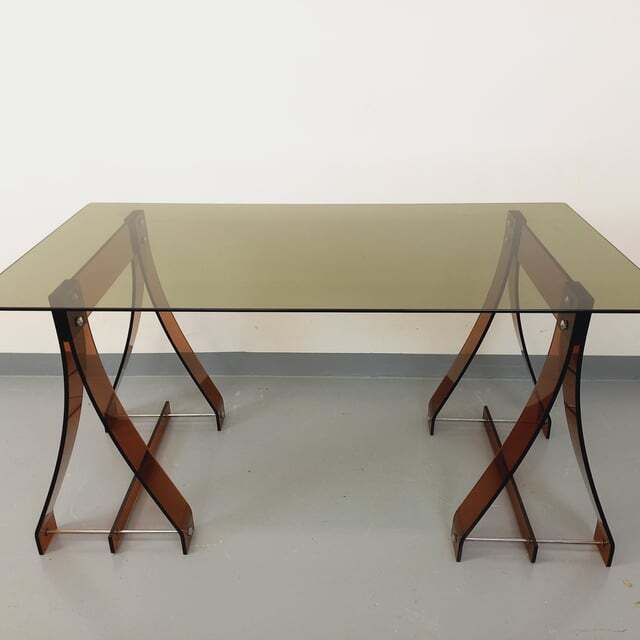 photo buy Marcello Gacita And Pierre Tiberi Desk In Smoked Glass And Plexiglass