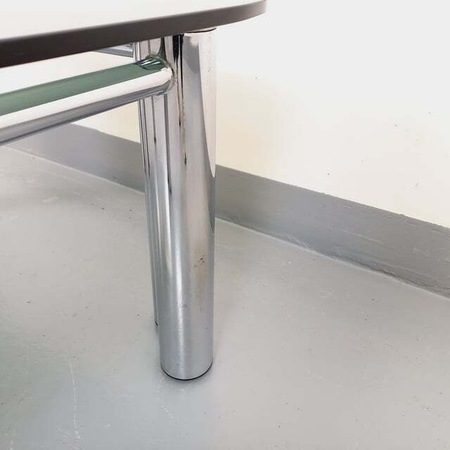 photo vintage Space Age Italian Square Coffee Table In Smoked Glass And Chrome Metal