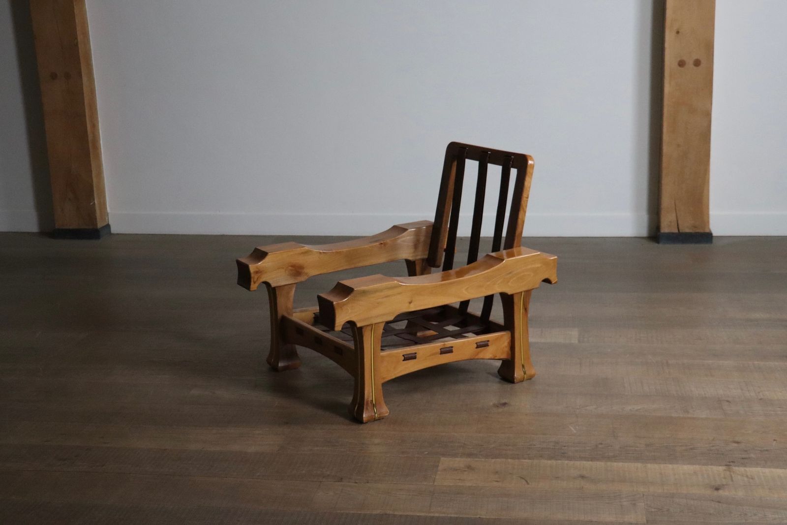 photo vintage Hussar Lounge Chair By Luciano Frigerio, Italy 1970s