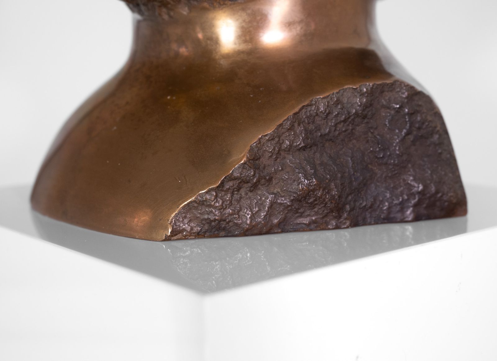 Bronze Abstract Head By Wolf Bröll  1993 photo 2975.0