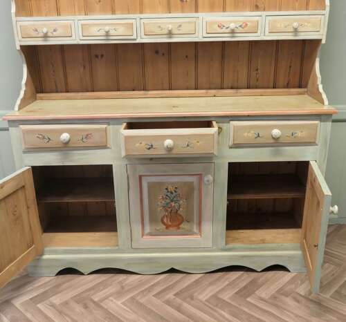 A Superb Artisan Painted Farmhouse Kitchen Pine Dresser photo vinterior