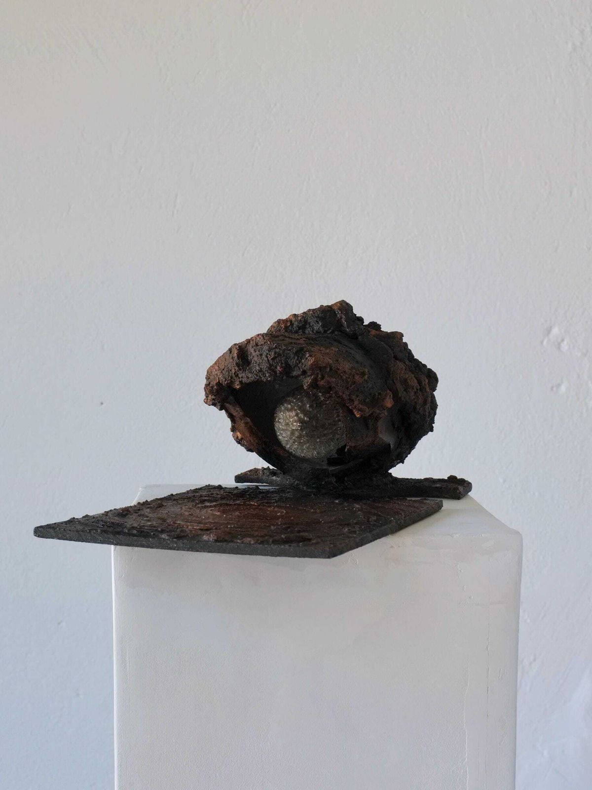 Brutalist Ceramic Wall Sconse By Jouko Kytömaa | Finland | 1970s photo vinterior