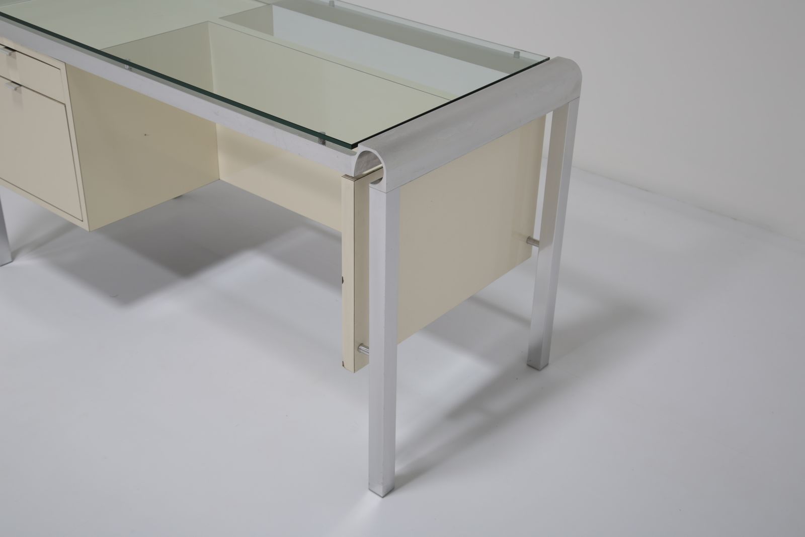Pierre Cardin Architectural Desk: In Cream Lacquer & Chrome With Glass Top, 1970s photo vinterior