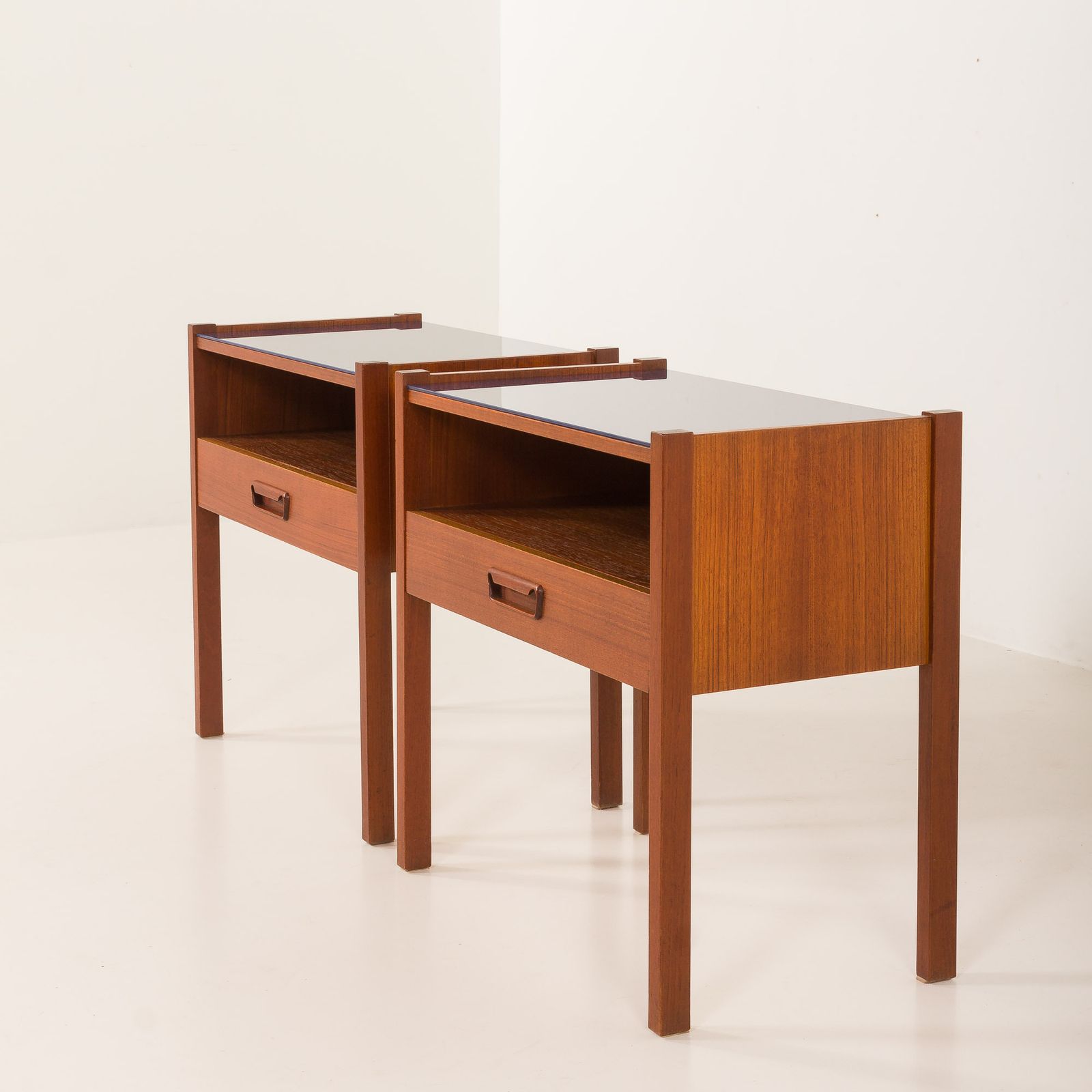 1391.0 Italian Mid Century Bedside Tables, Vintage Nightstands, 1960s photo