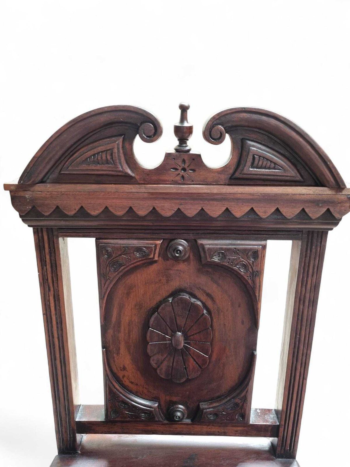Antique Mahogany Hall Chair / Highly Carved / C1840 / Free Delivery photo vinterior