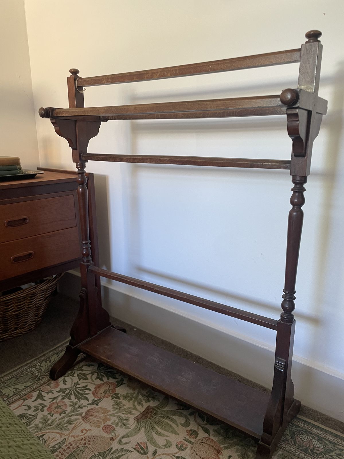 Antique Wooden Towel Rail / Clothes Horse photo 70.0
