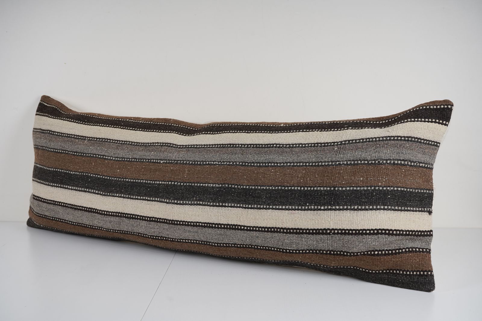 Bohemian Bedding Wool Kilim Pillow Cover Handmade Hippie Bed Pillow, Anatolian King Pillow, Shams Long Pillows For photo furniture