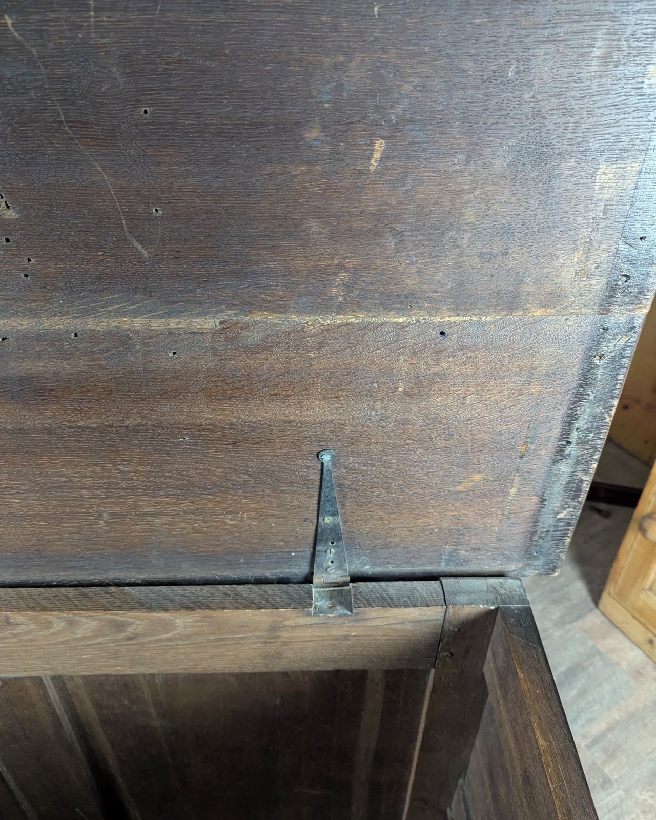 photo buy Large 18th Century Oak Mule Chest With Drawers And Hidden Storage