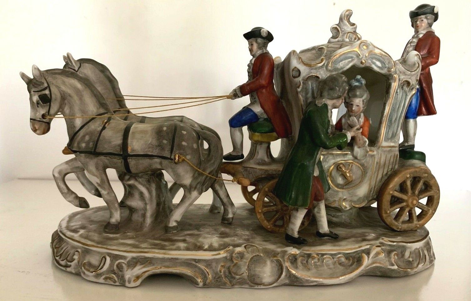 Groupe De Personnage En Porcelaine Polychrome Porcelaine Allemande Sèvres Limoge