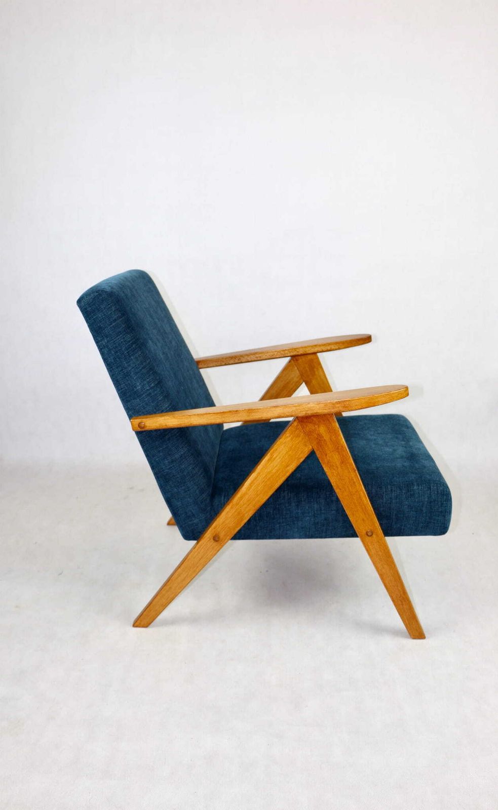 Armchair B 310 Var Blue Navy Structured photo vintage