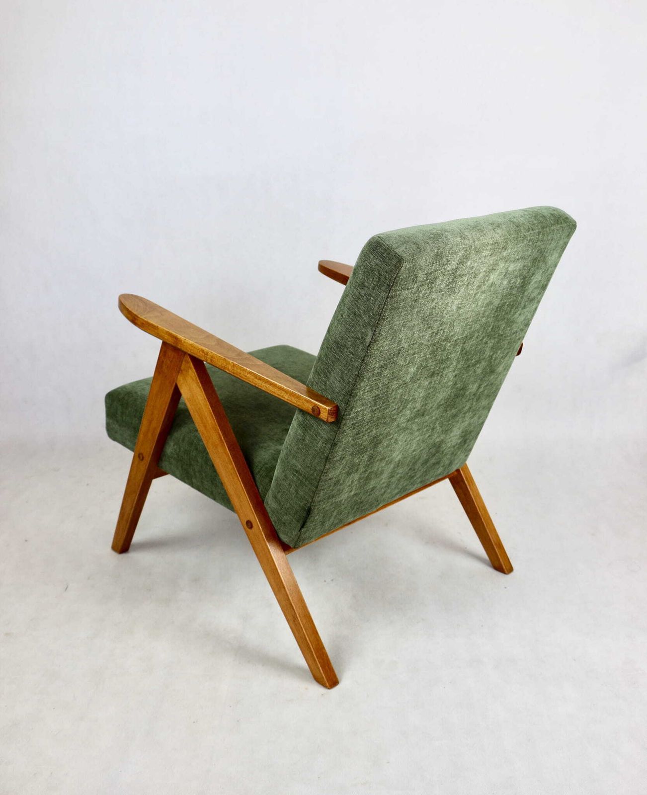 Armchair B 310 Var Green Olive Structural   2 Pieces Available photo 348.0