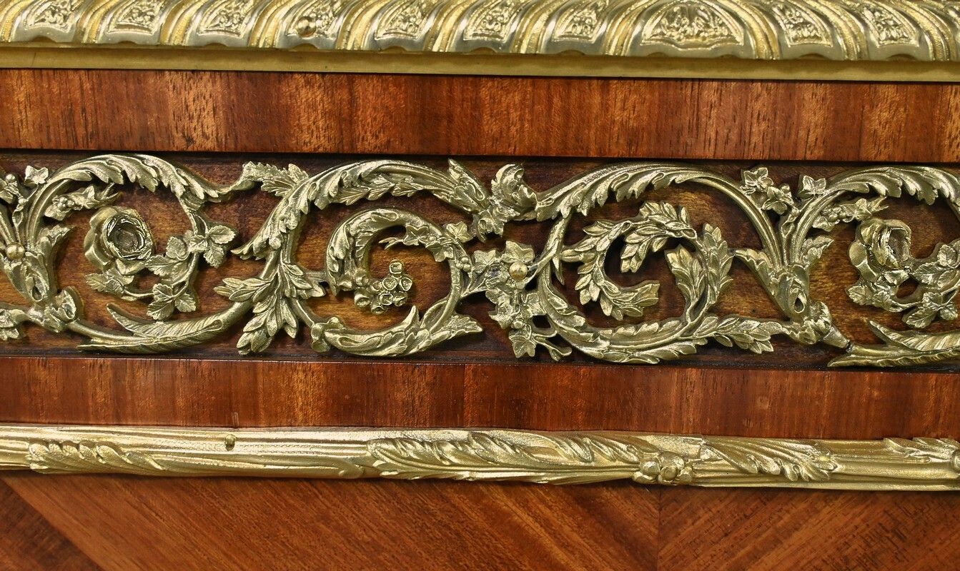 Mahogany Sideboard, Napoleon III Period – 2nd Part Of The 19th Century photo vintage