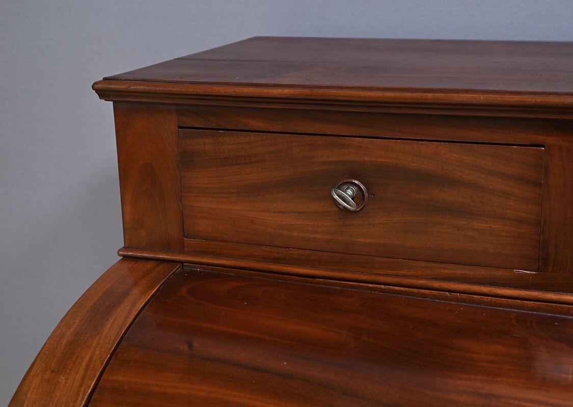 Mahogany Cylinder Desk, Restoration Period – Part 1 Of The 19th Century photo 3840.0
