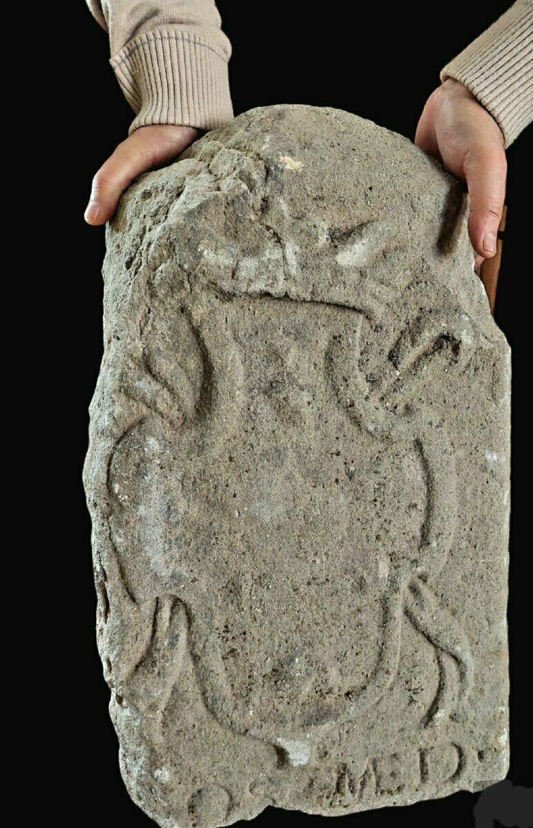 Stone Coat Of Arms Of The Canton, 15th Century, Este Family, Duchy Of Ferrara And Modena photo for sale